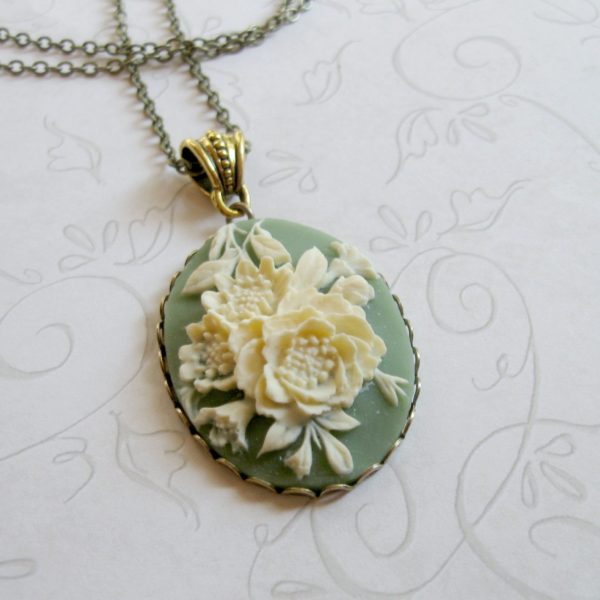 Green cameo necklace, long chain, large pendant